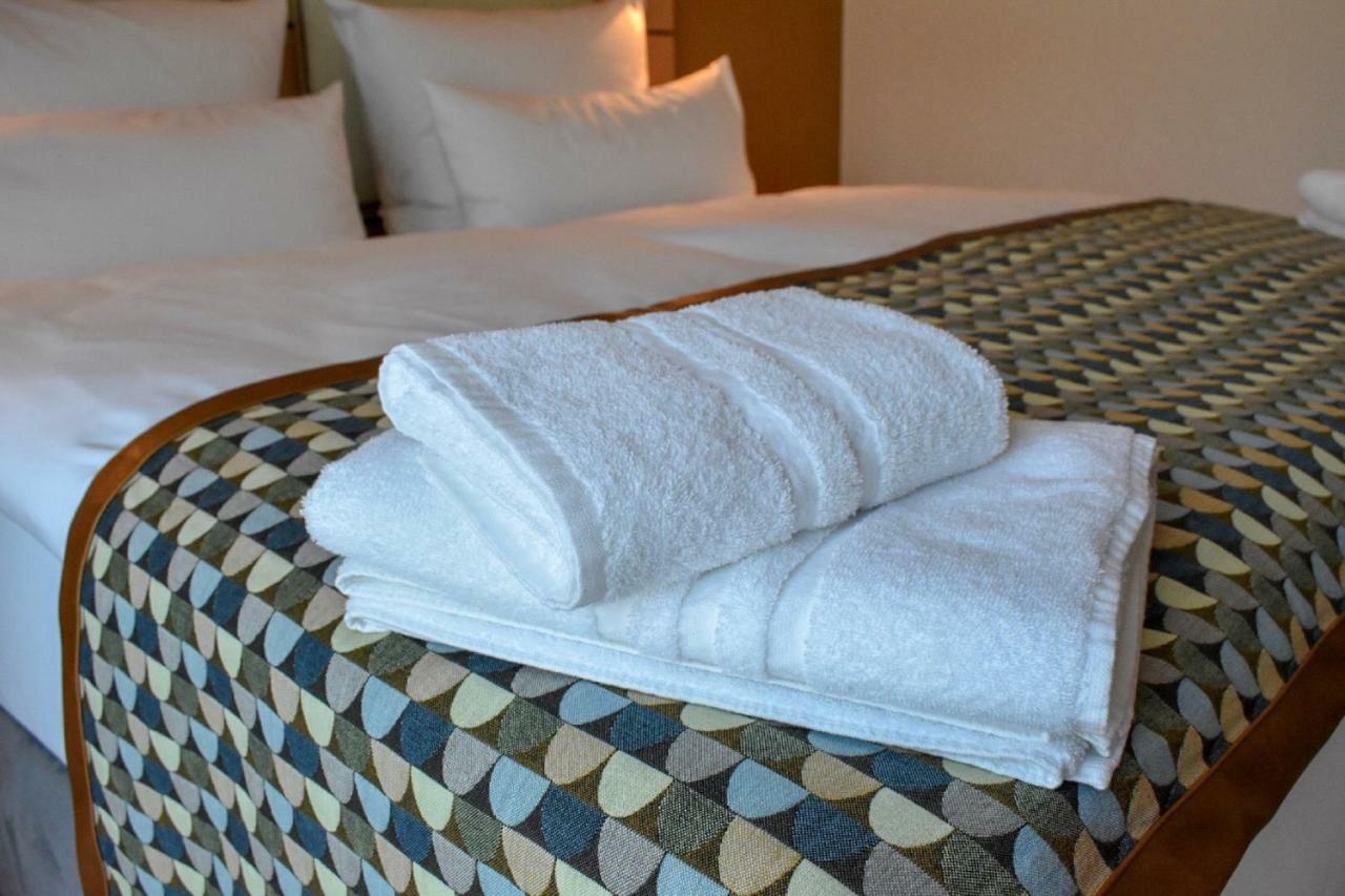 Walhalla Hotel Regensburg Hoeferer 4 Sterne Superior เทเกิร์นไฮม์ ภายนอก รูปภาพ
